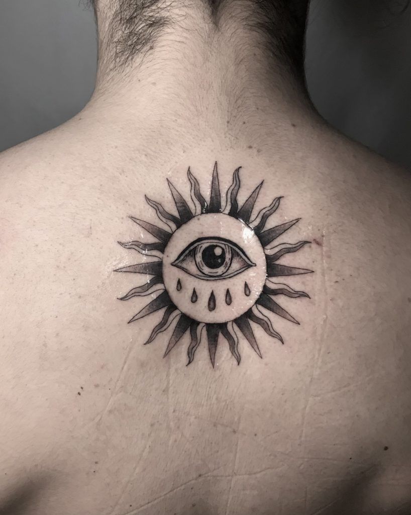 tattoo ojo y sol