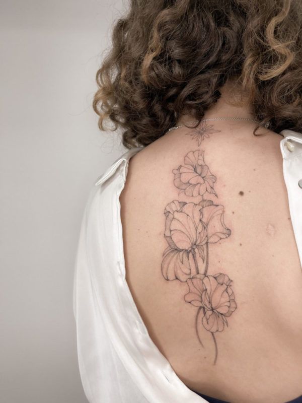 tattoo flores columna