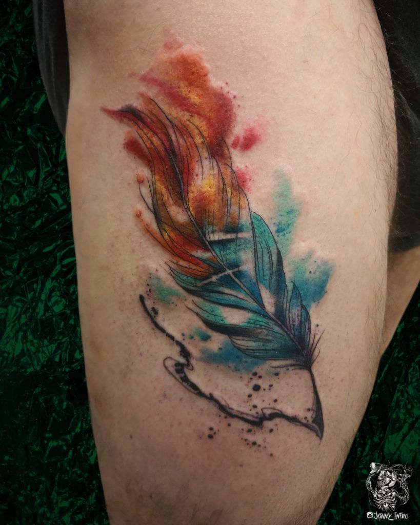 tattoo pluma a color