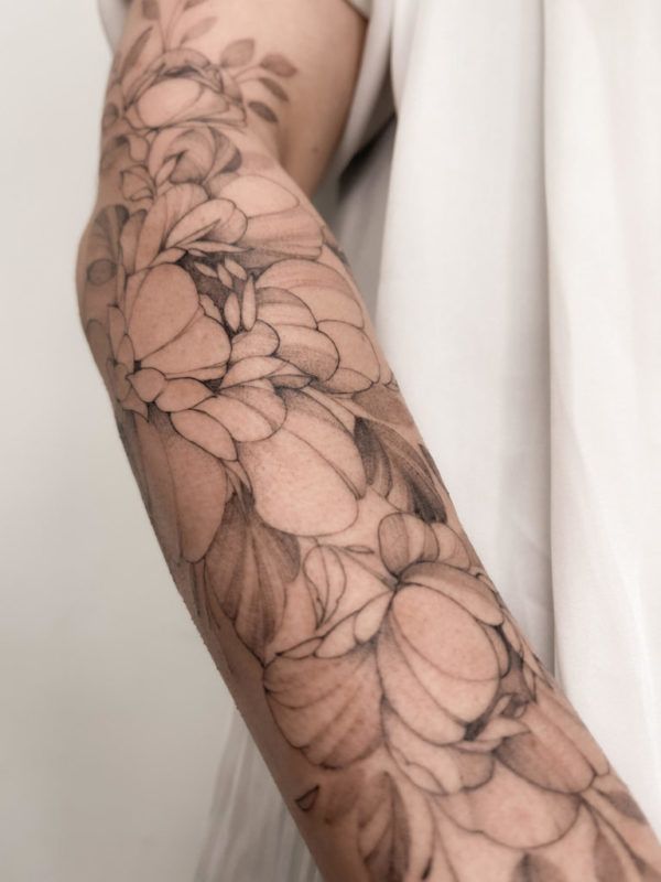 Tattoo flores brazo